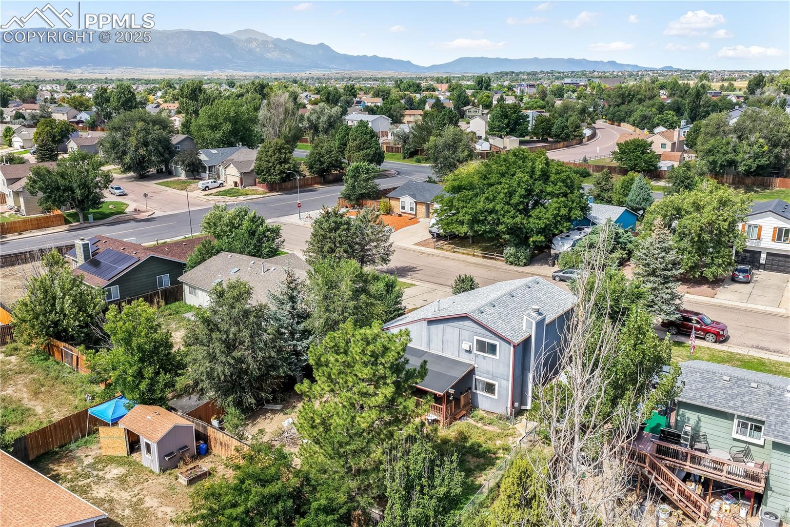 908 N Candlestar Loop