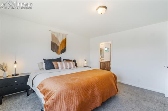 4163 Gray Fox Heights