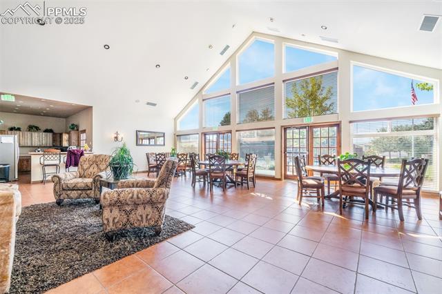 4163 Gray Fox Heights