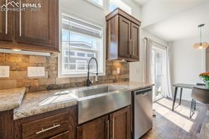 4163 Gray Fox Heights