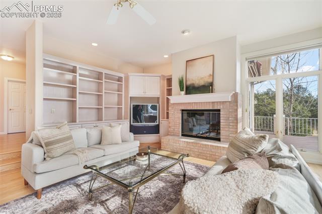 275 Tam O Shanter Way