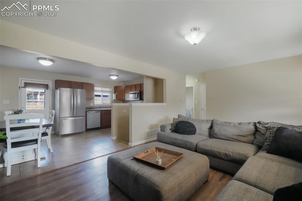 122 Widefield Boulevard