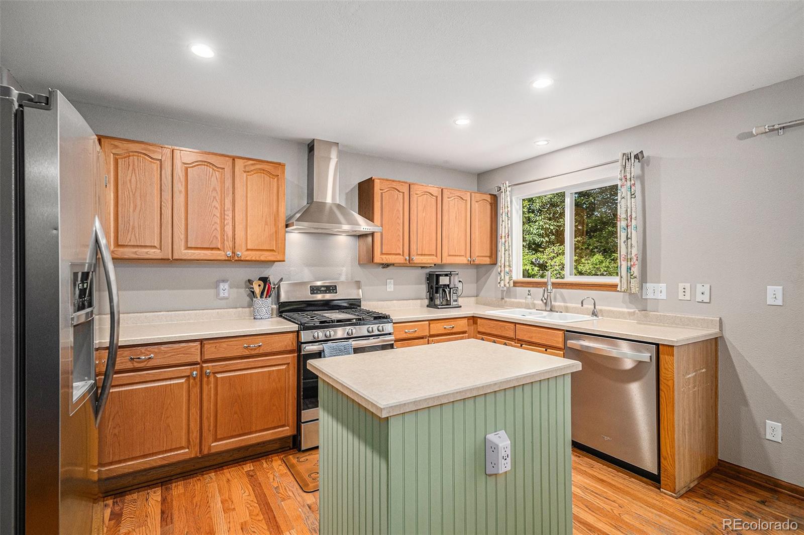 9640 Moss Rose Circle