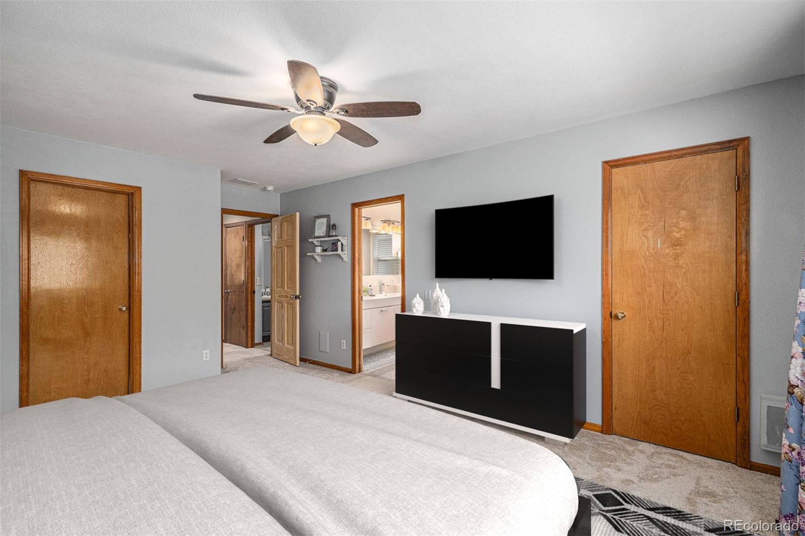 9640 Moss Rose Circle