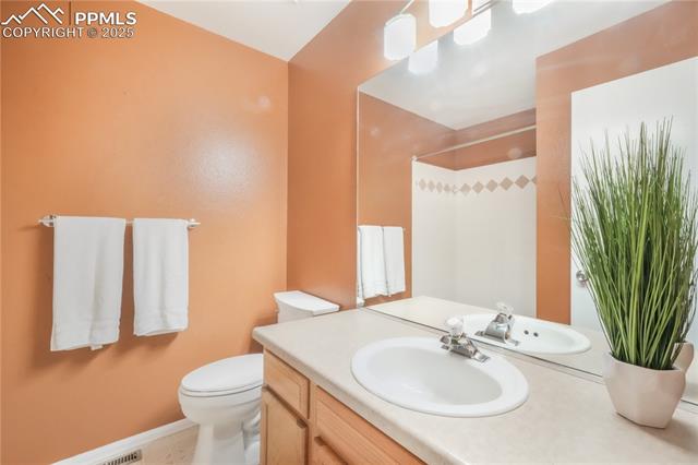 6985 Los Reyes Circle