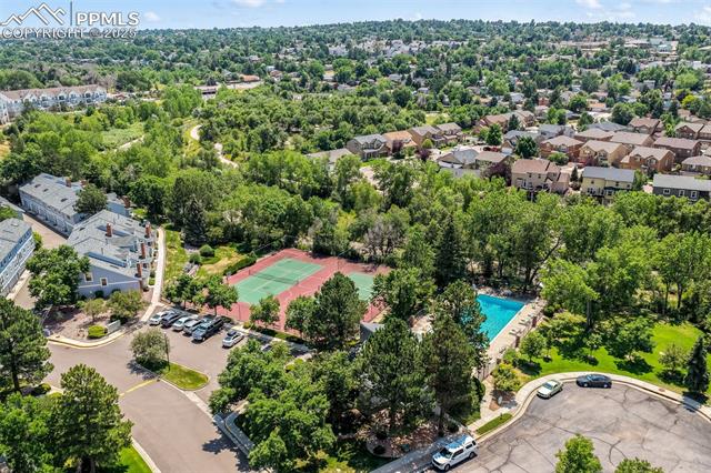 6985 Los Reyes Circle