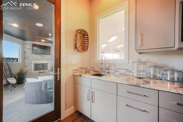 19647 Guildford Court