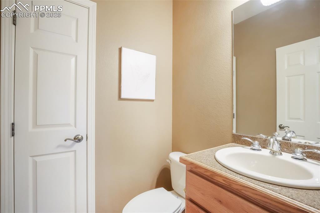 1132 Longspur Lane
