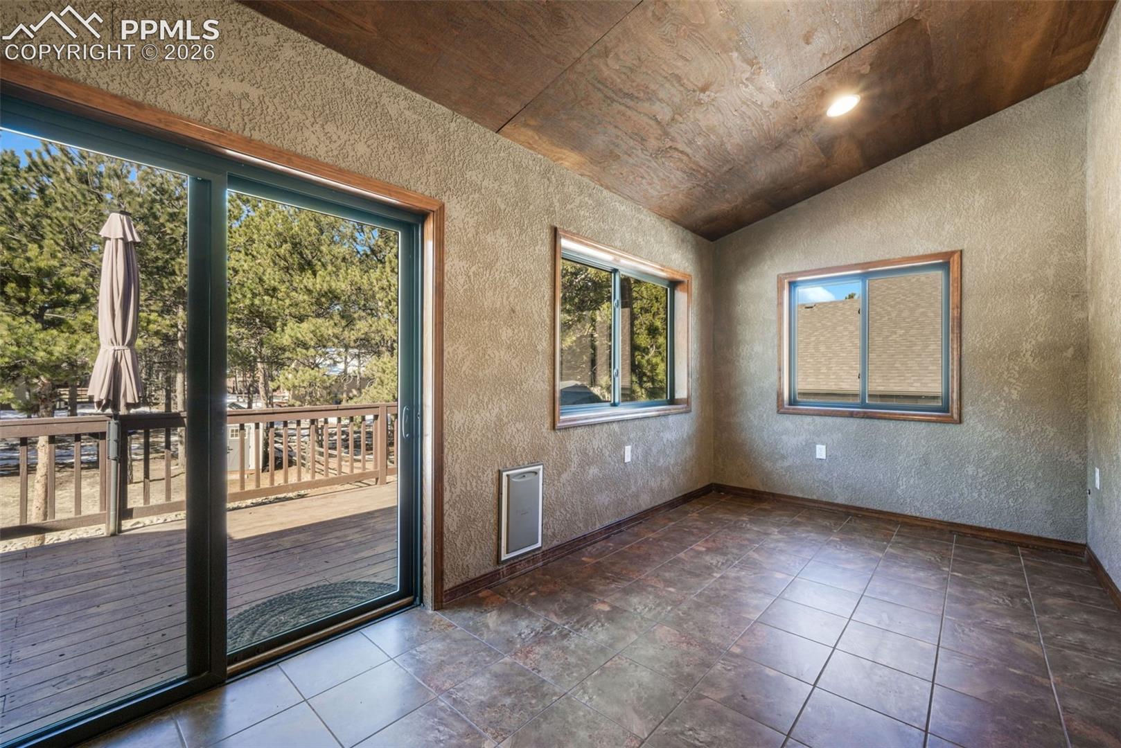 1116 Ptarmigan Drive