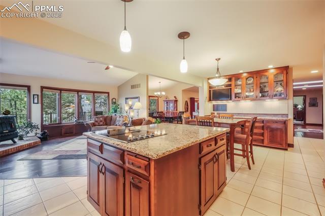 5065 Cliff Point Circle