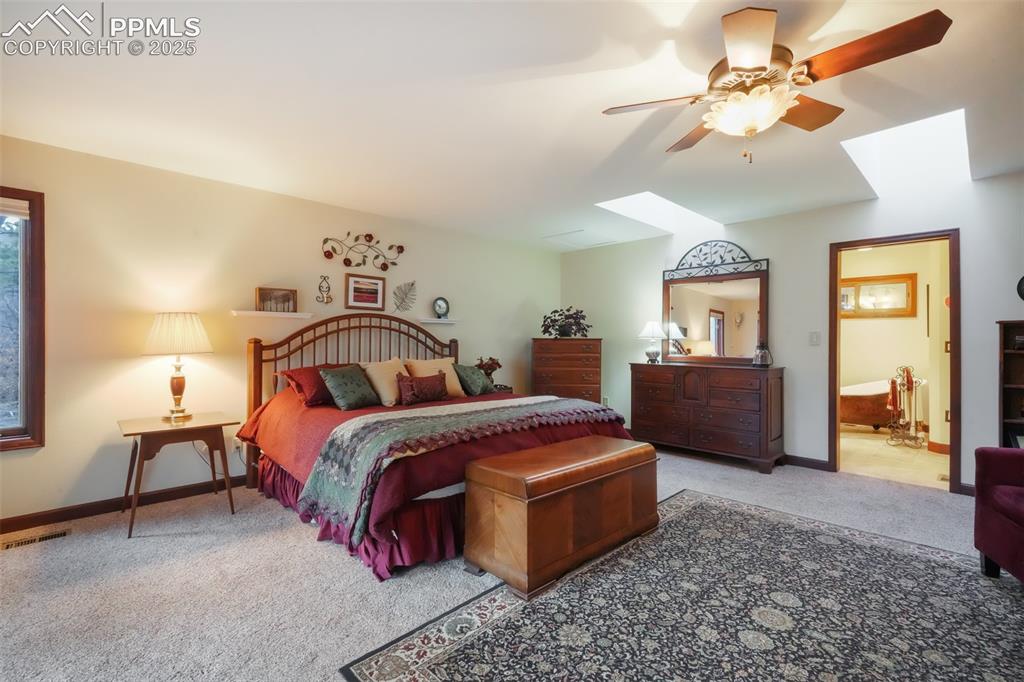5065 Cliff Point Circle
