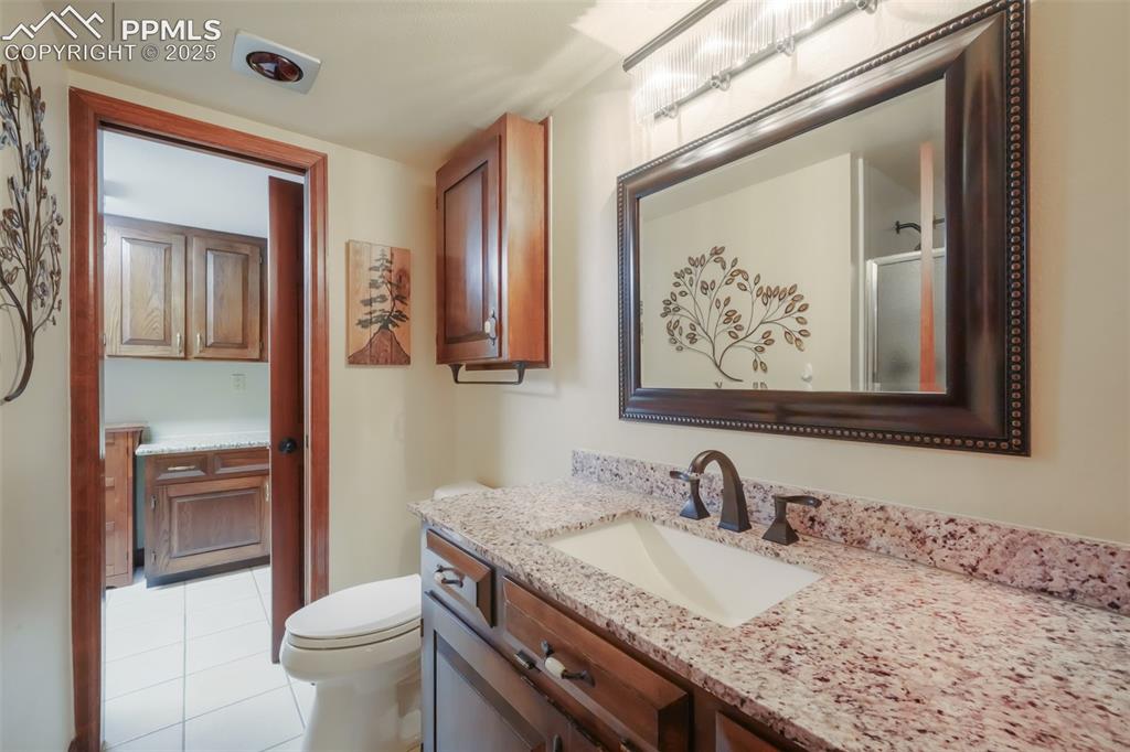 5065 Cliff Point Circle