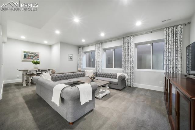 3585 Meadow Run Circle