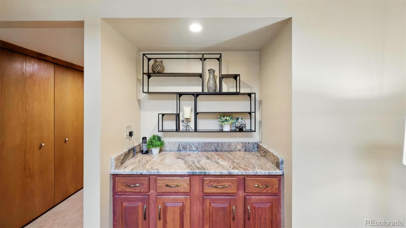 440 Torrey Pines Way