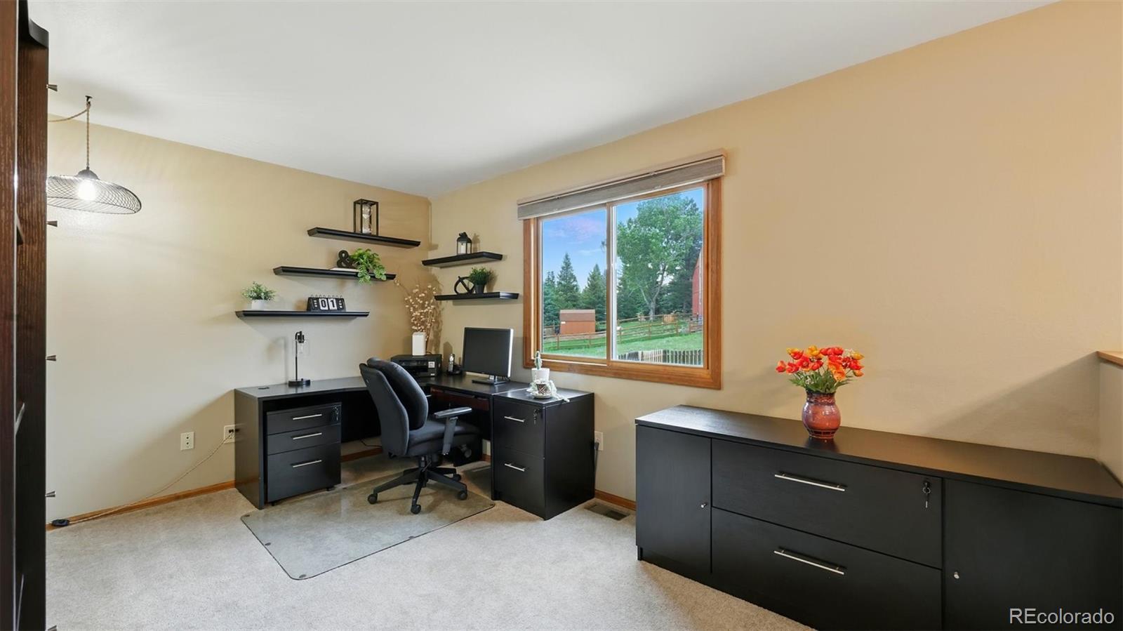 440 Torrey Pines Way