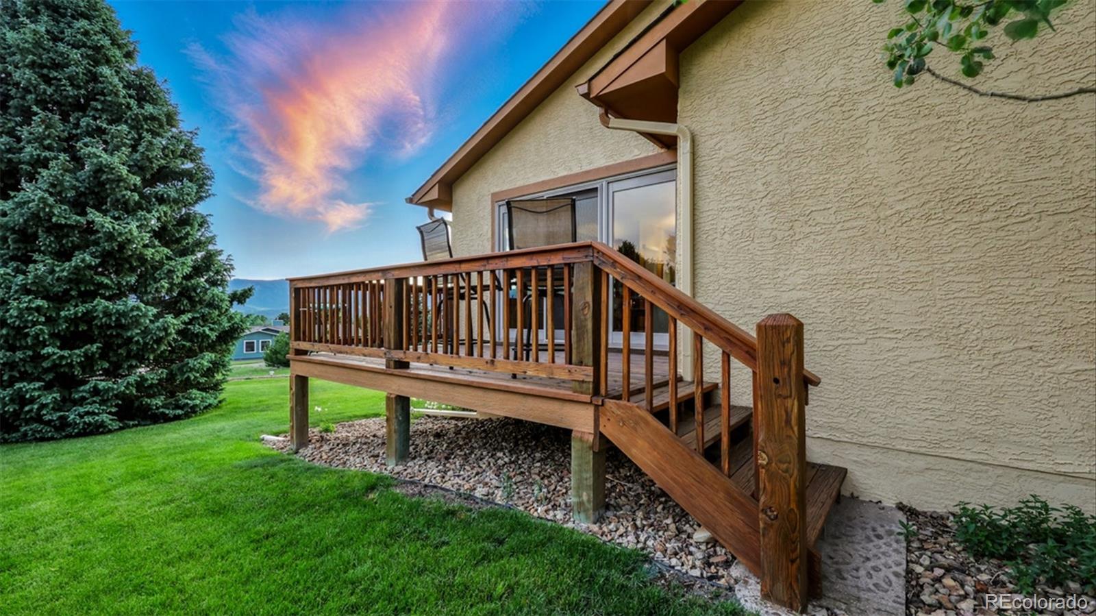 440 Torrey Pines Way