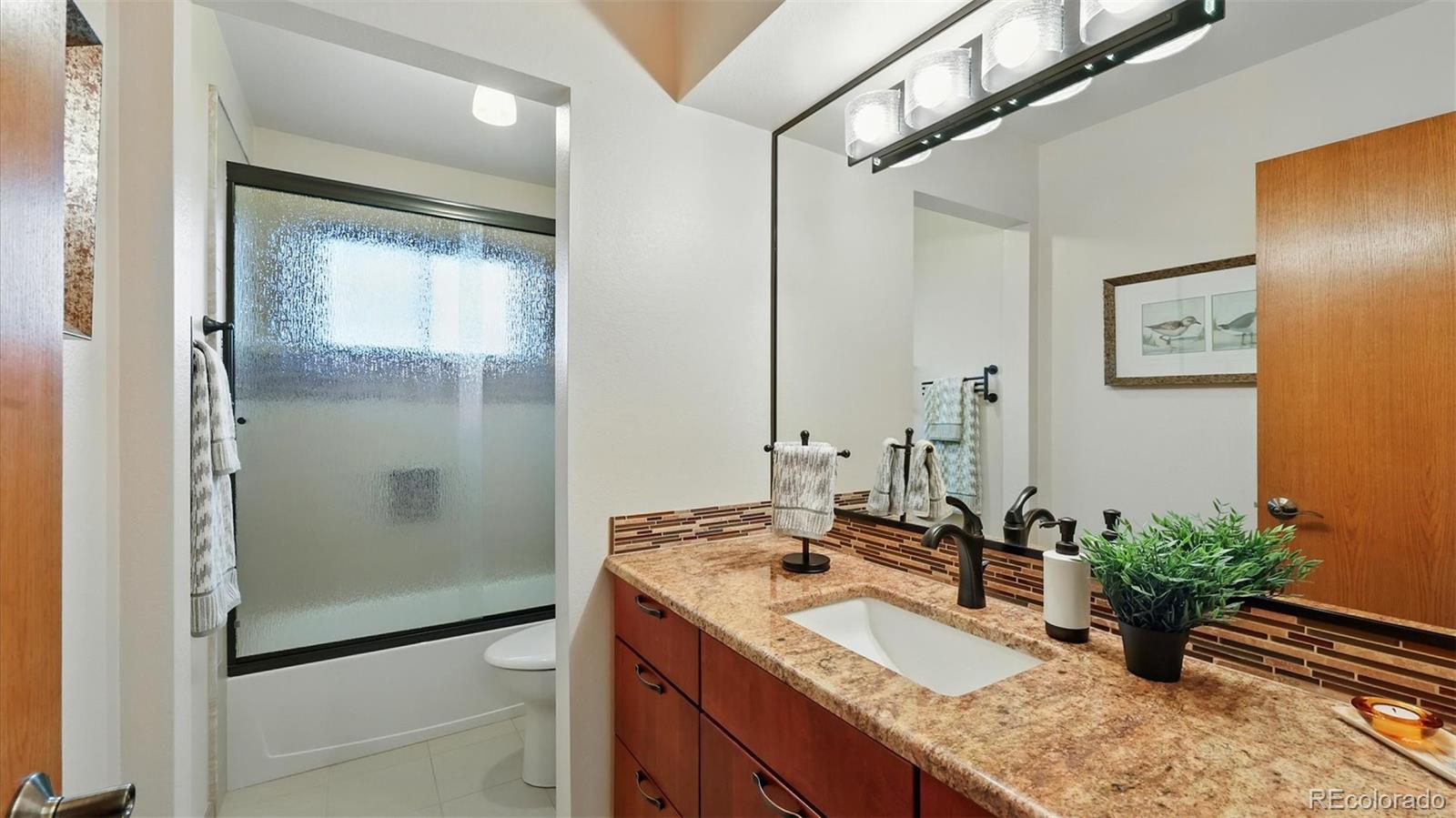 440 Torrey Pines Way