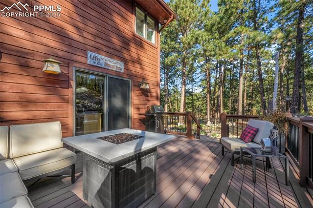 17045 Viscount Court