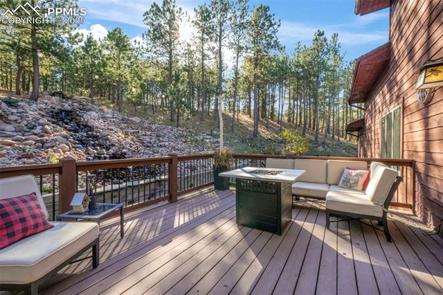 17045 Viscount Court