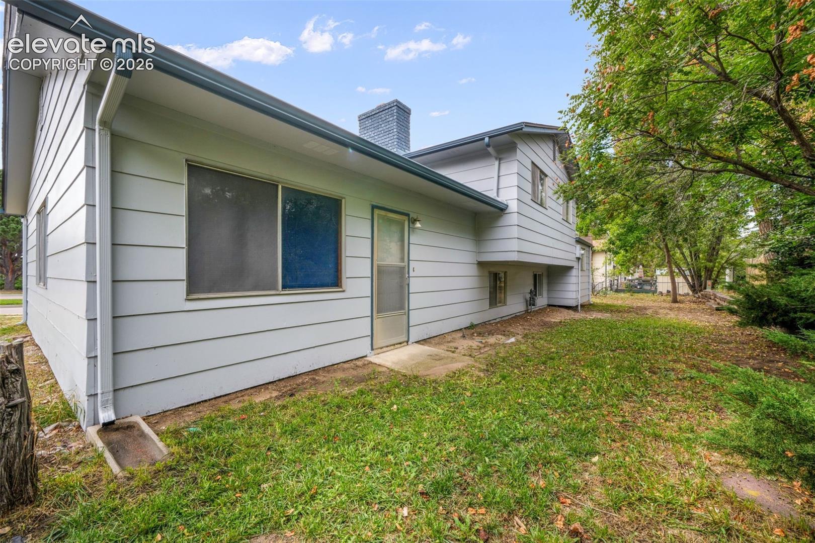 5090 Flintridge Drive
