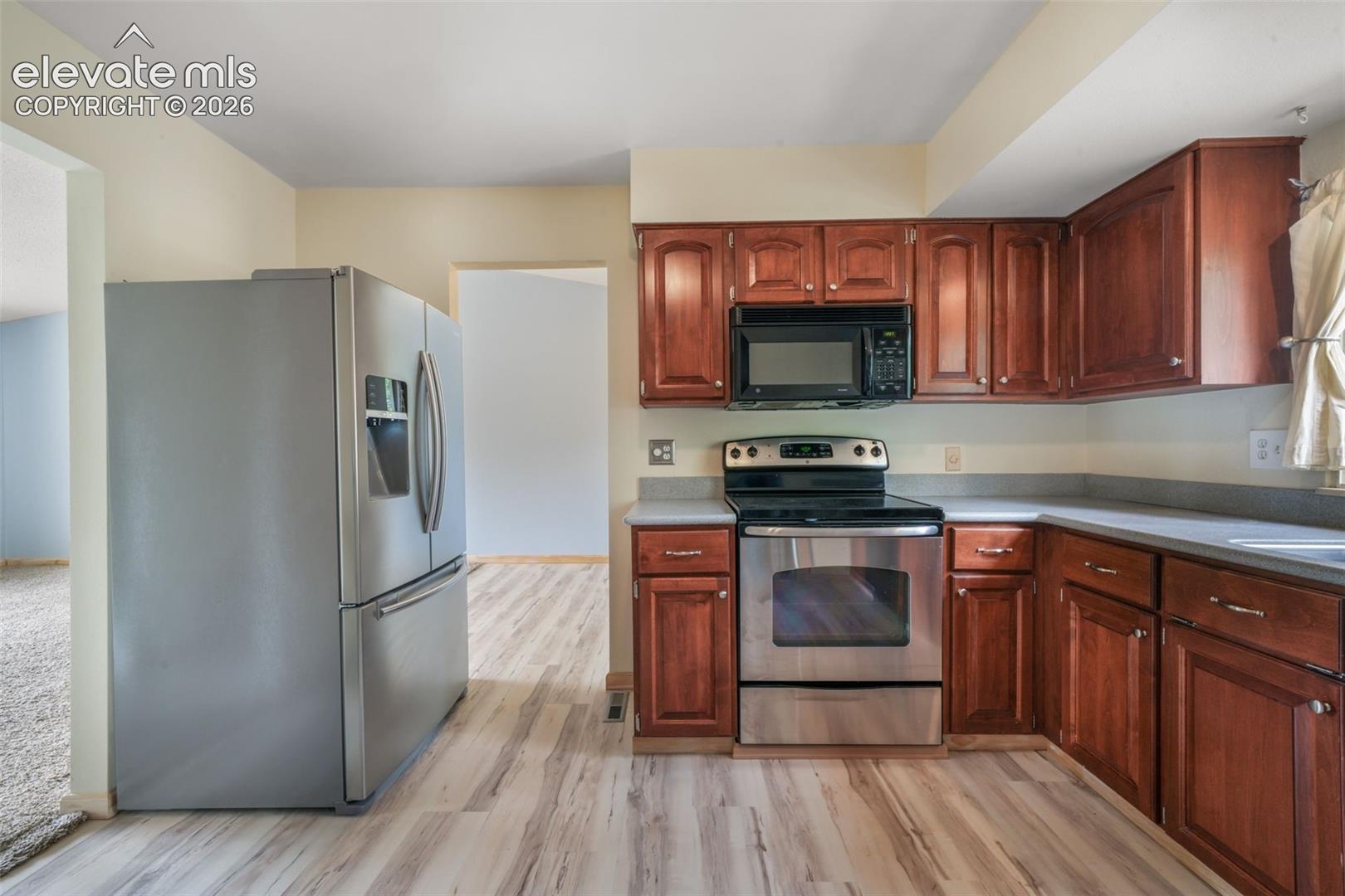 5090 Flintridge Drive