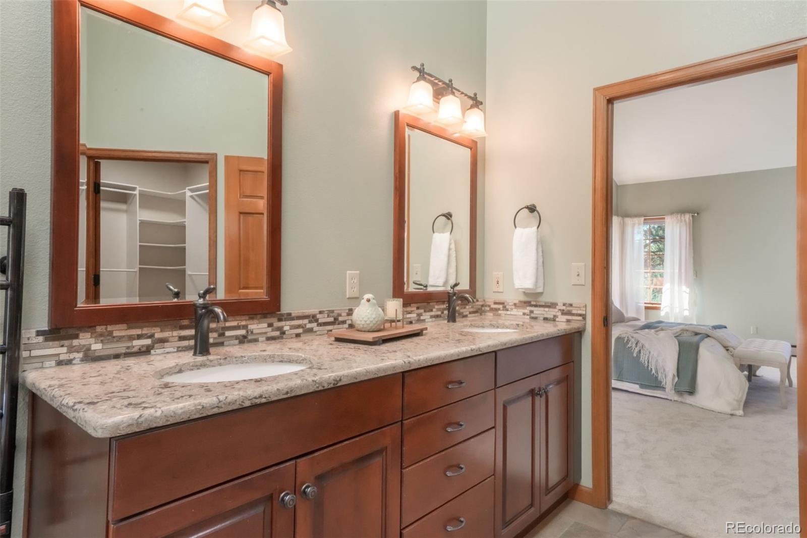 2880 Lake Meadow Drive