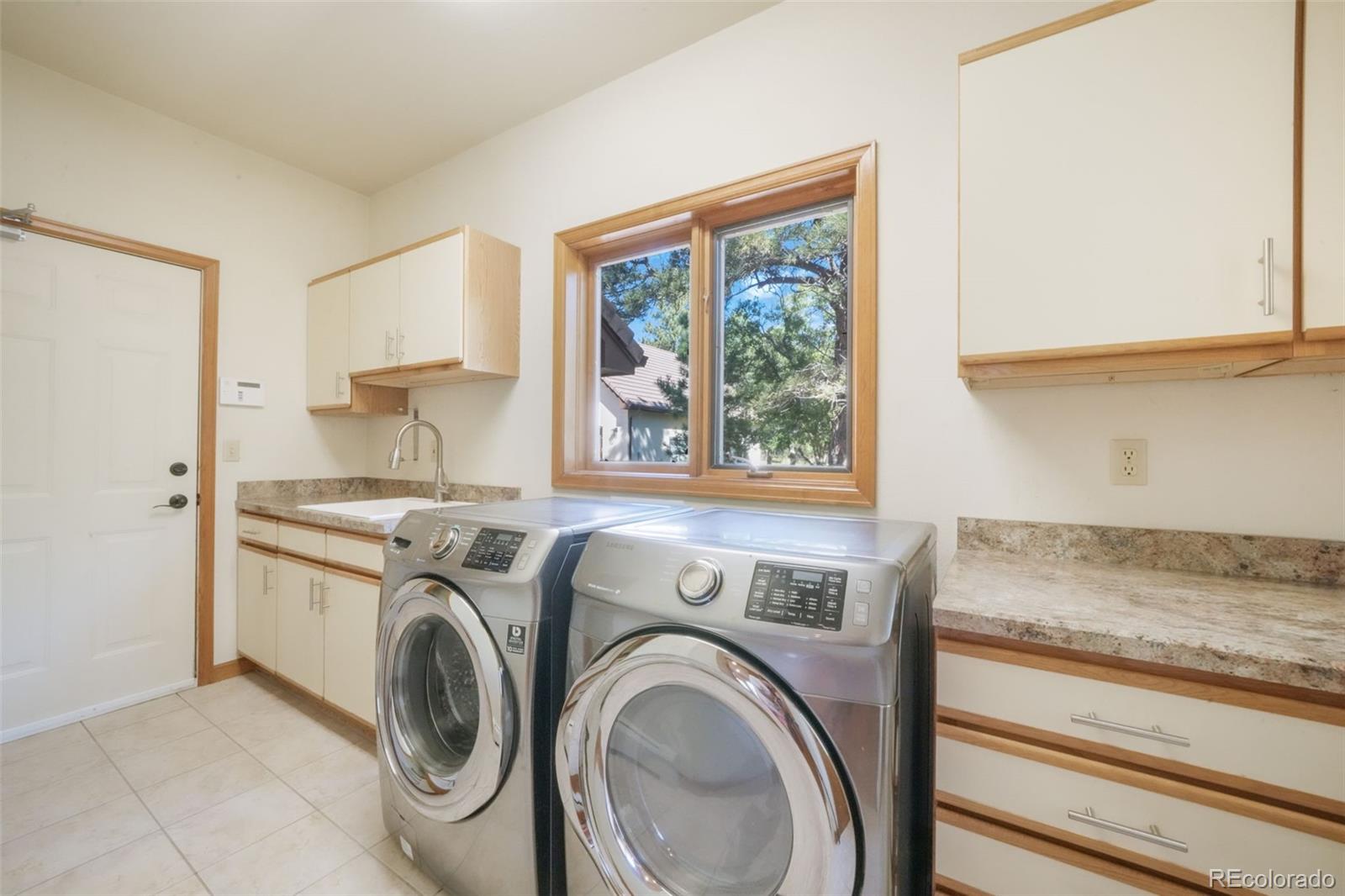 2880 Lake Meadow Drive