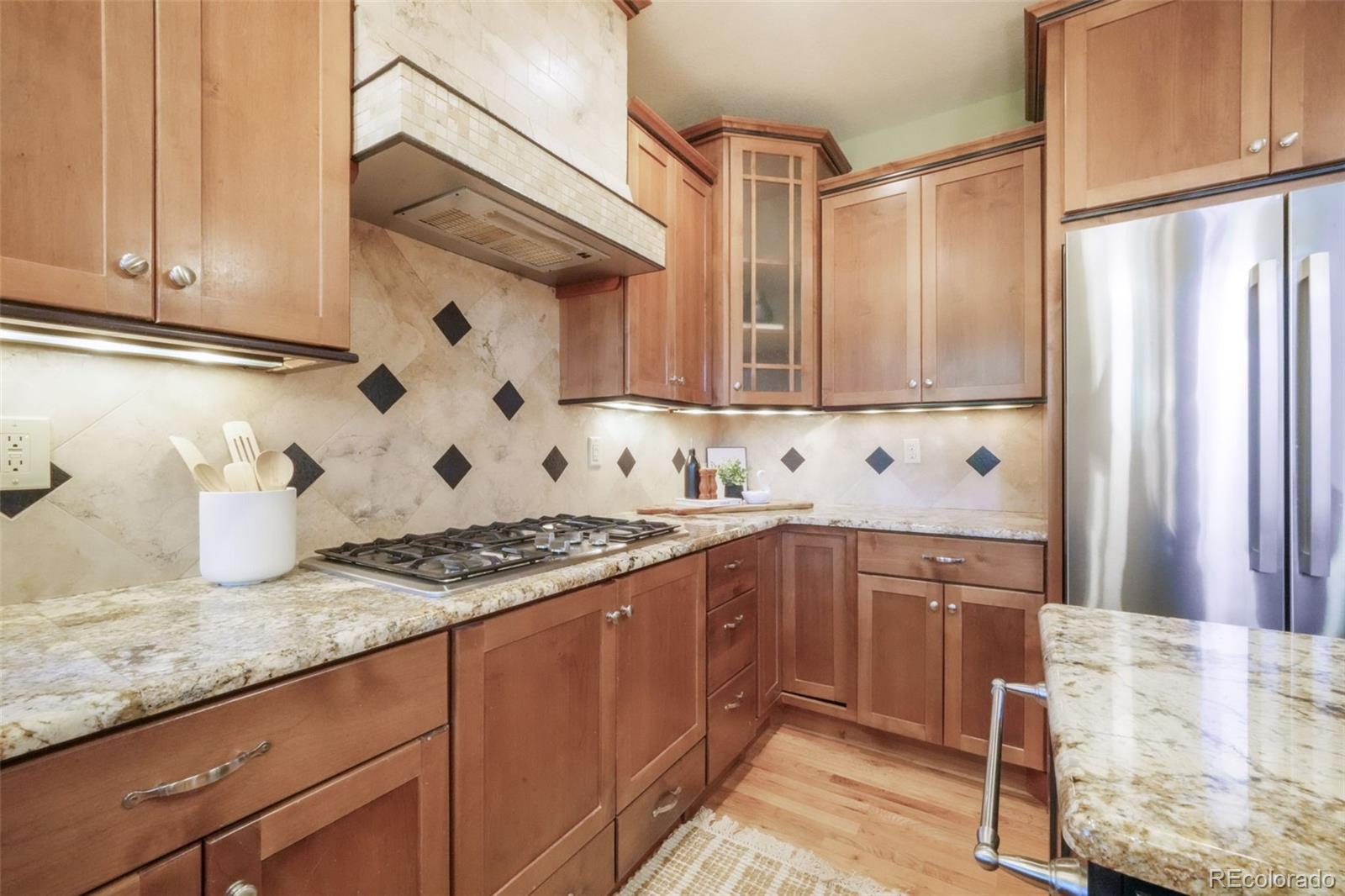 2880 Lake Meadow Drive