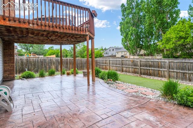 2485 Maroon Bells Avenue