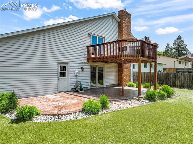 2485 Maroon Bells Avenue