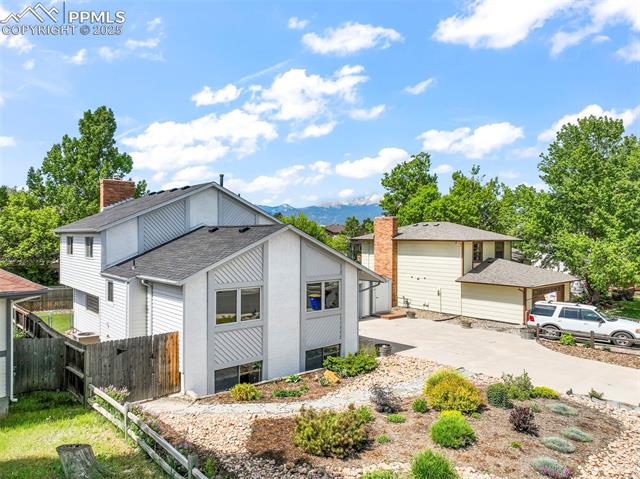 2485 Maroon Bells Avenue