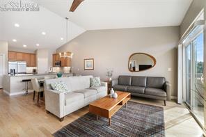 5798 Roy Heights