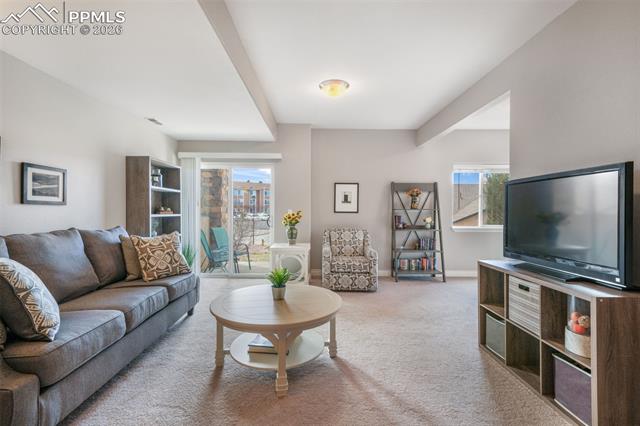 5798 Roy Heights