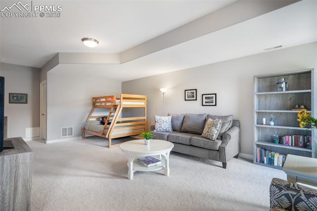 5798 Roy Heights