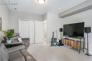 5798 Roy Heights