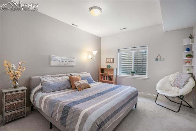 5798 Roy Heights