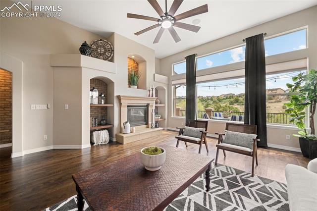 5718 Creekwood Court