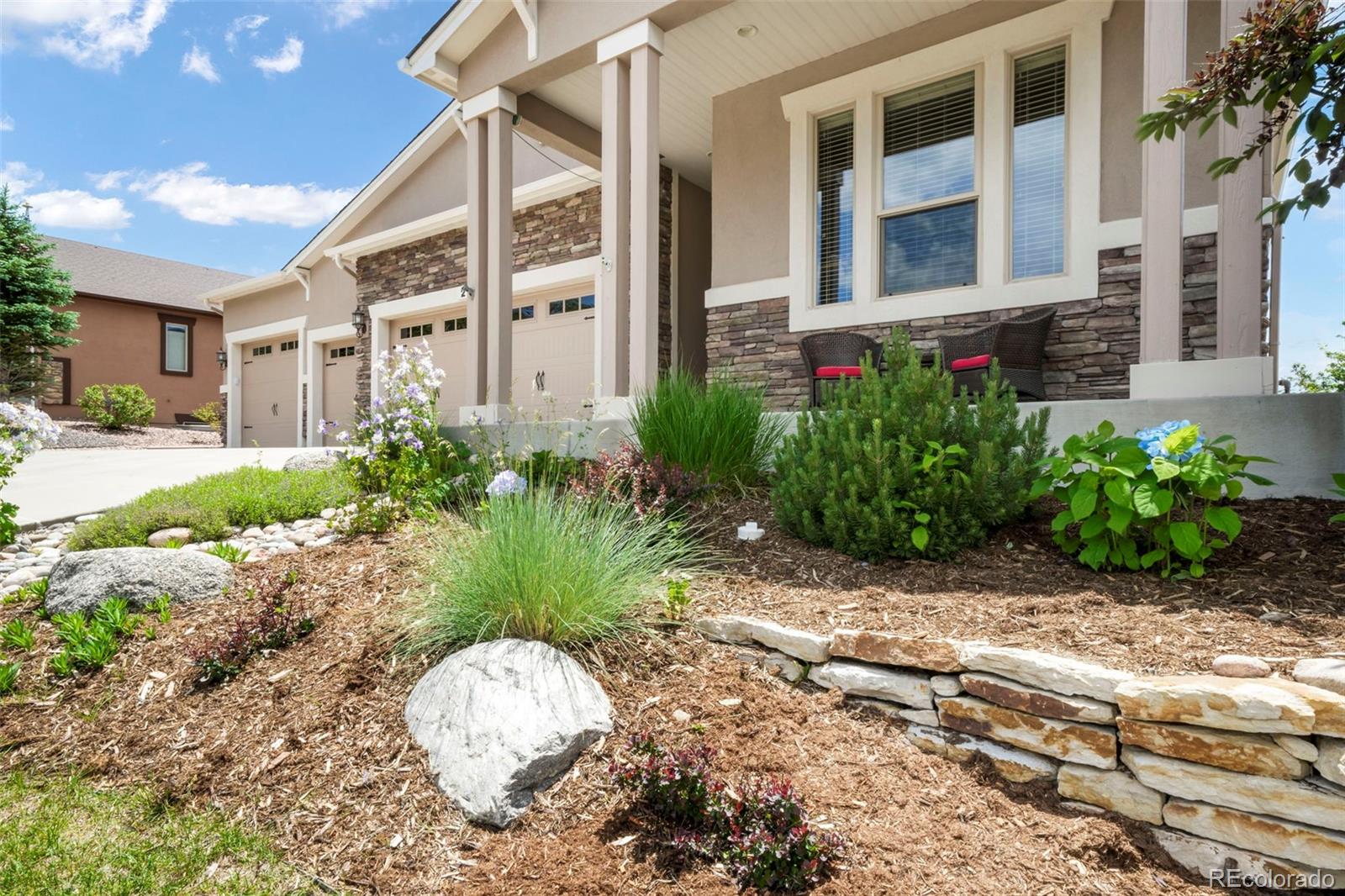 215 Kettle Valley Way