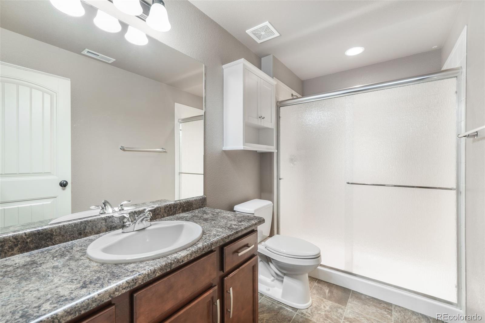 215 Kettle Valley Way