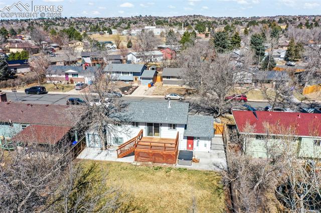 3801 Vaquero Circle