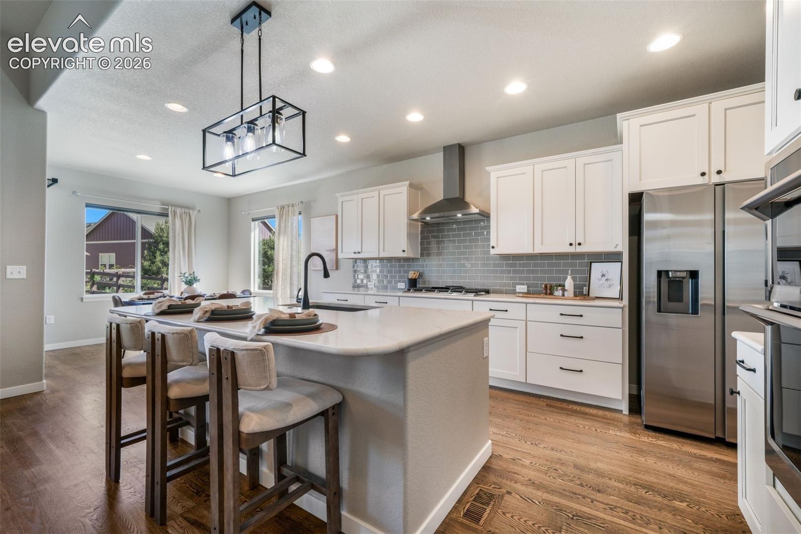 10104 Emerald Lake Lane