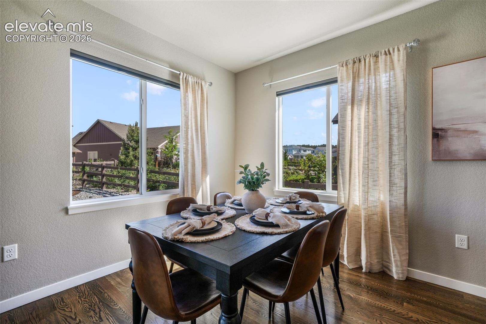 10104 Emerald Lake Lane