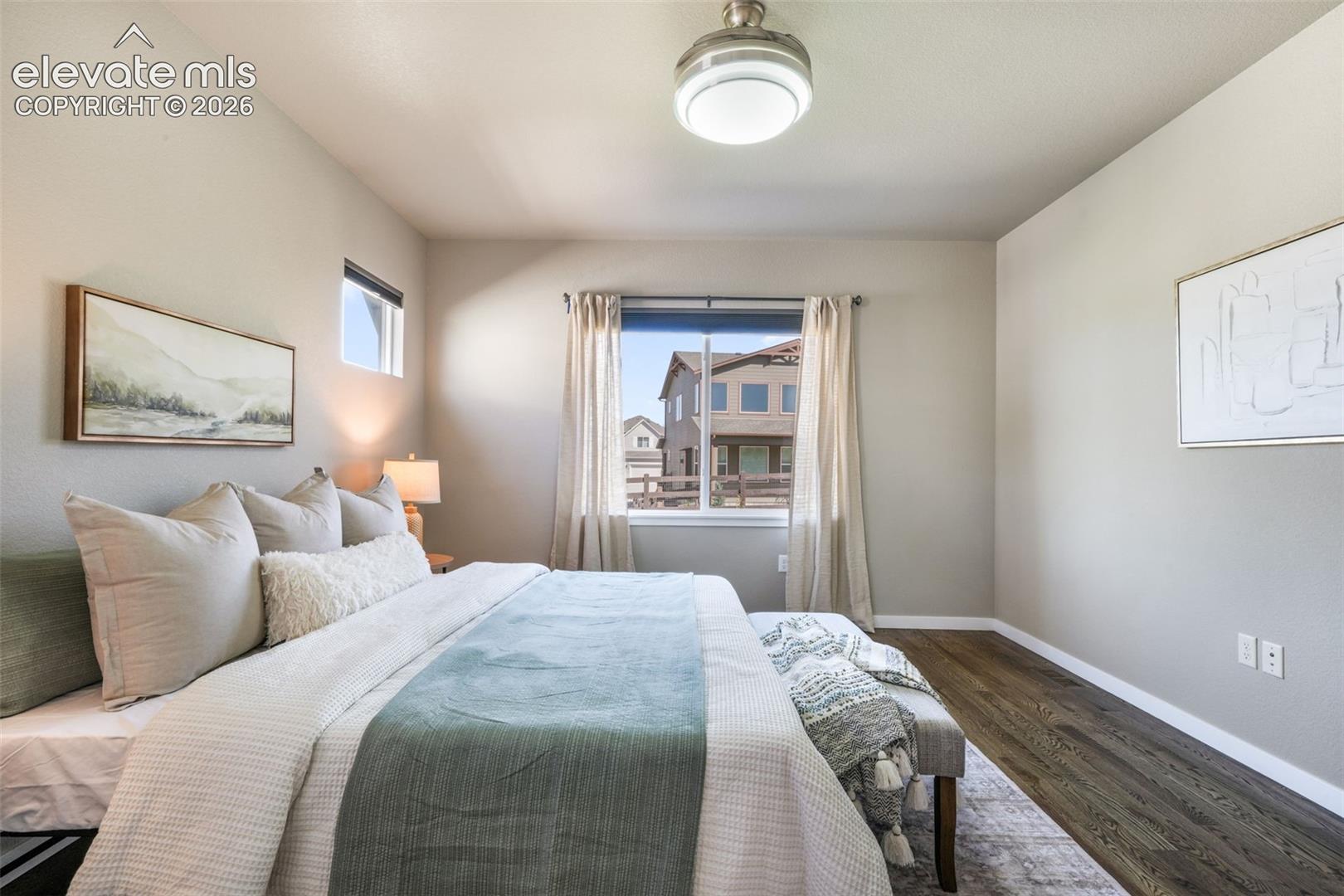 10104 Emerald Lake Lane