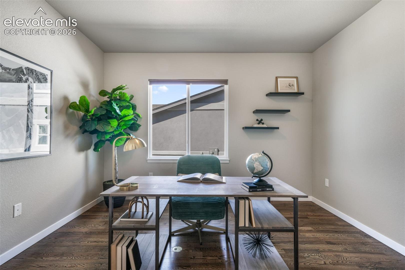 10104 Emerald Lake Lane