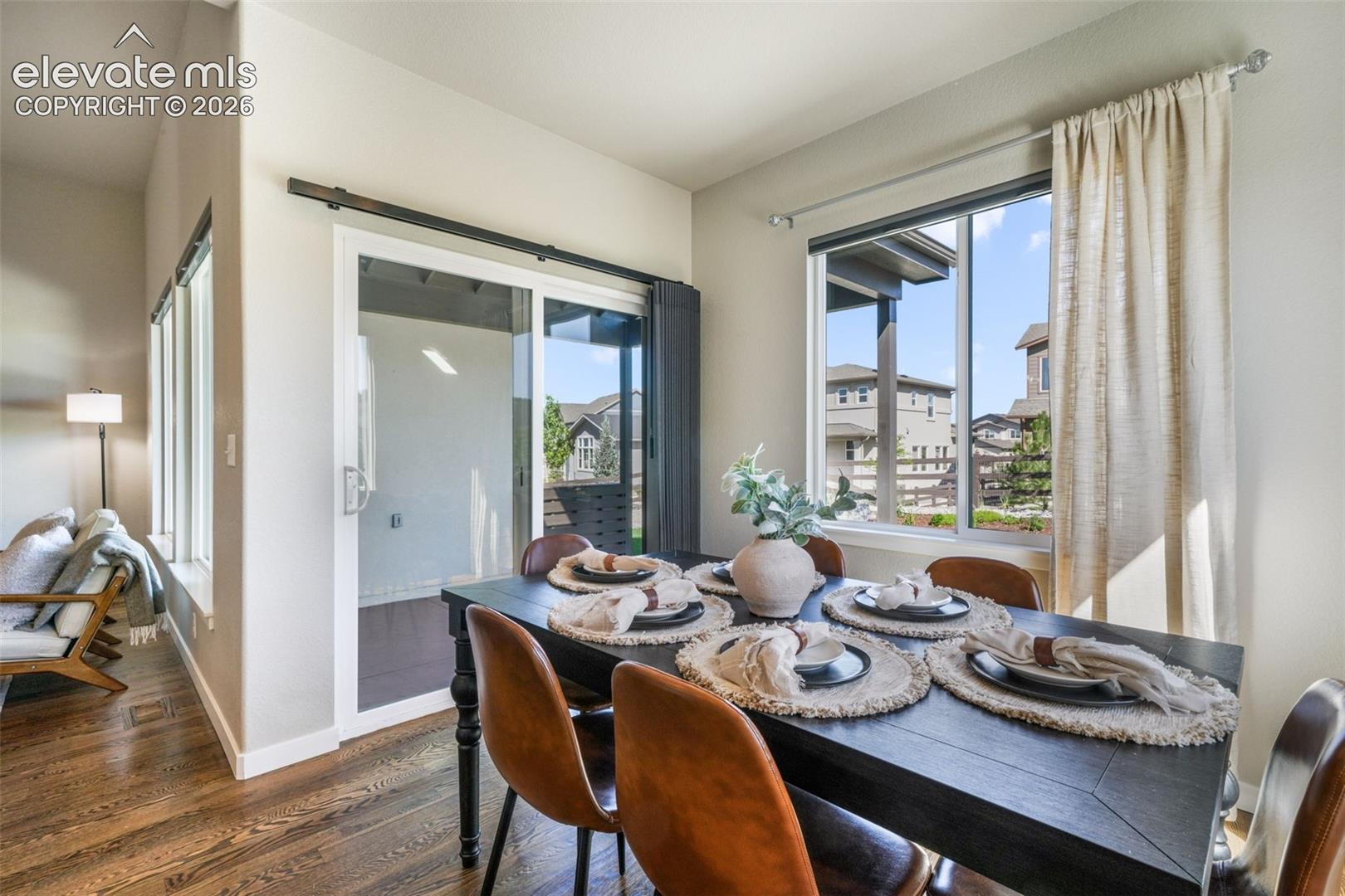 10104 Emerald Lake Lane