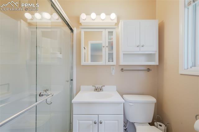 405 Crestridge Avenue