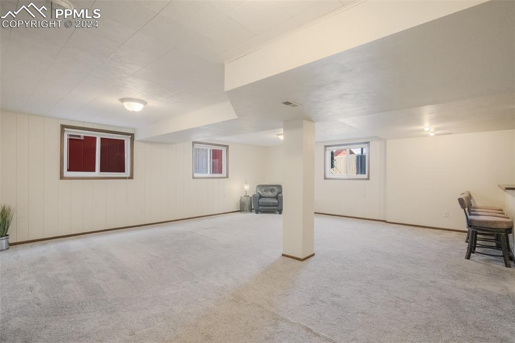 405 Crestridge Avenue