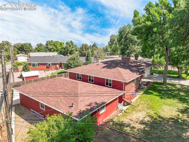 405 Crestridge Avenue