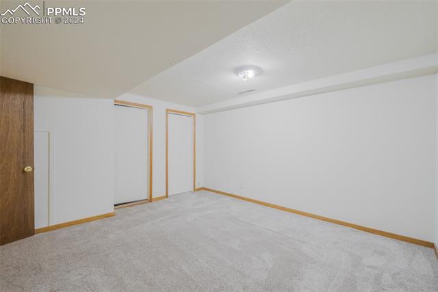 405 Crestridge Avenue