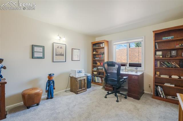 405 Crestridge Avenue